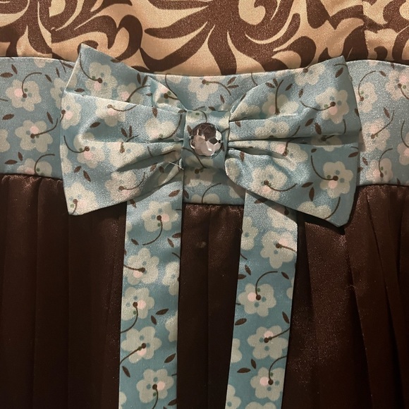 ‘Hype’ Satin Dress - Picture 3 of 8